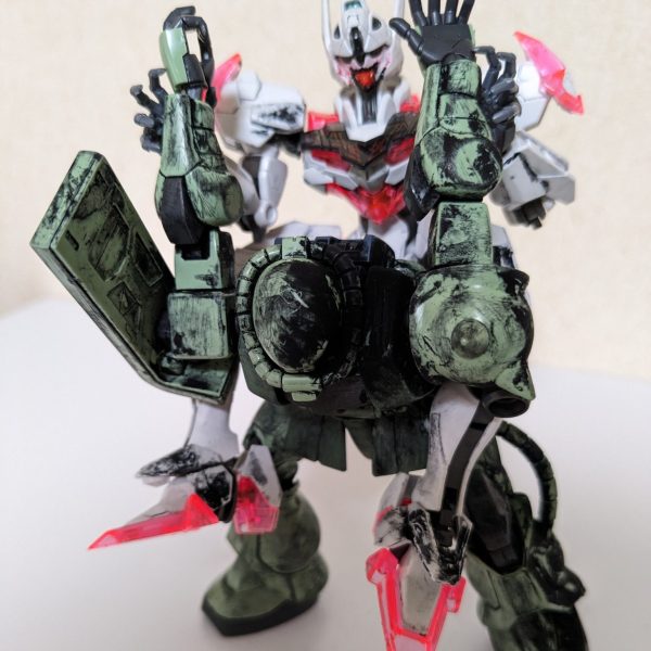 笑った顔っぽいガンヴォルヴァがなかったので