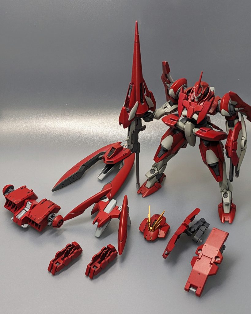 ■工夫点過去に製作したアドヴァンスドジンクスカスタムの強化形態として、 堅牢さと騎士をイメージした追加パーツを製作しました。追加パーツは着脱が可能です。