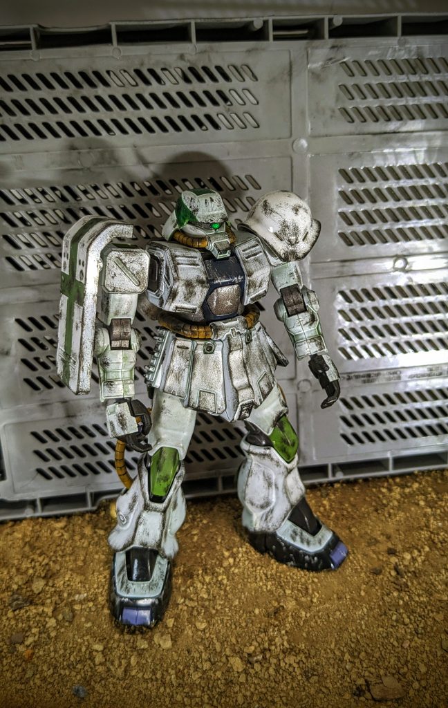 武装を解除したバターン機に、ジオン反乱軍が戦争を終わらせまいと襲い掛かり、ボロボロになる機体…しかし、何としてでも指定時刻までに地球に辿り着かなければいけないバターン機…失敗すれば、訪れるのは破滅のみ。