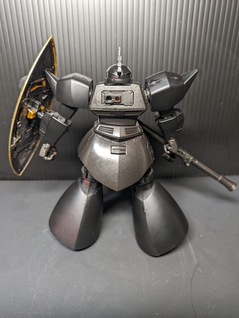 後ろ姿。パックパックが無いから寂しい気がする。