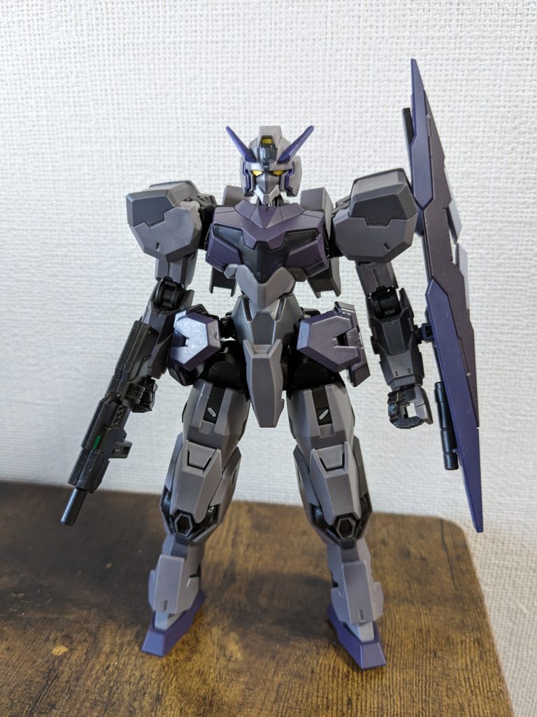 正面肩を色分けしてるのが個人的に好きなポイント