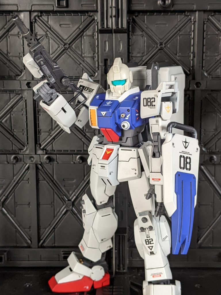 ジム頭。陸ジムは素組みで放置状態なので完成したら改めて撮りなおしたいと思います。