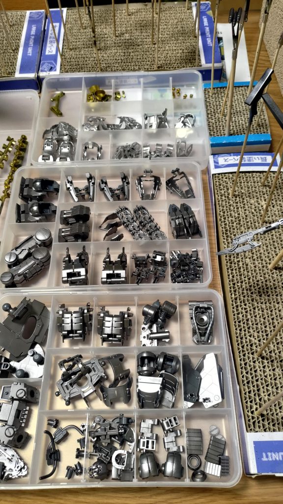 内部フレーム部品（塗装済）