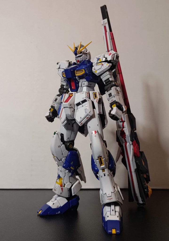 RG　RXー93ff　νガンダム–2枚目/制作者：まぐお