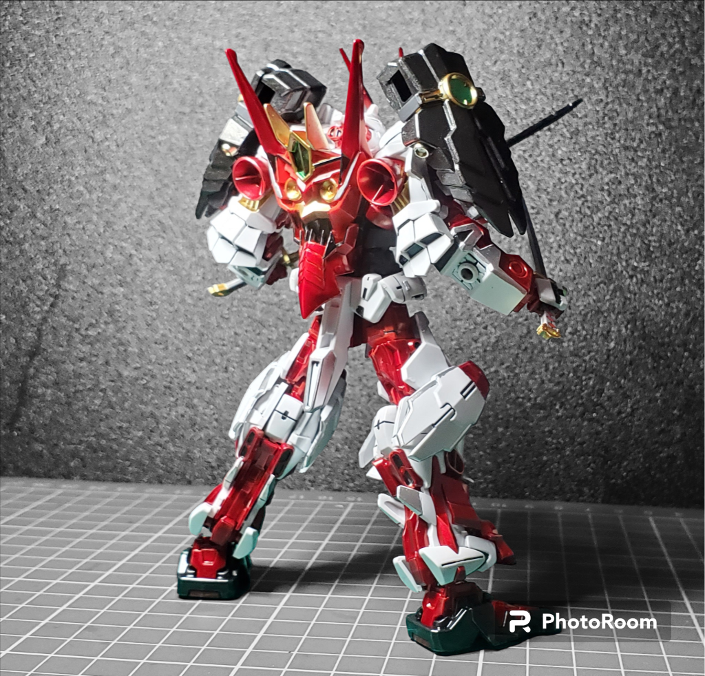 背面は鬼面があるのでちょっとこわいですﾜﾗ