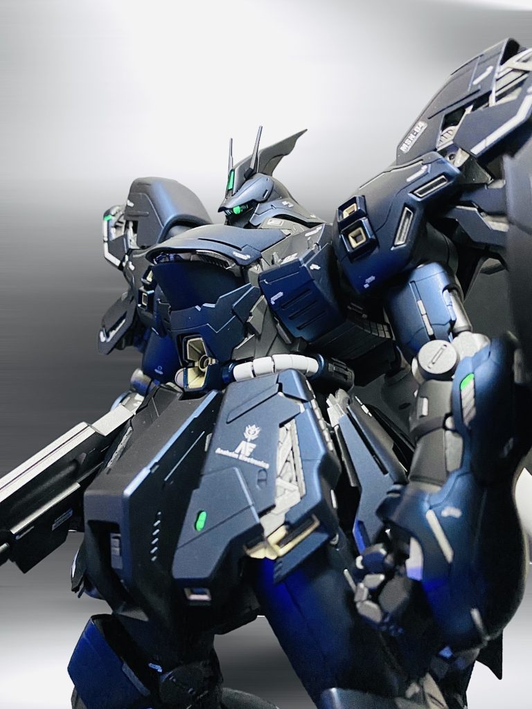 ガイアカラーの「プリズムブルーブラック」を使いたくて、丁度良いキットを探していたのでグッドタイミングでした。名前の『BBS』はベルベットブルーシュリンプという青いエビから、青繋がりで。