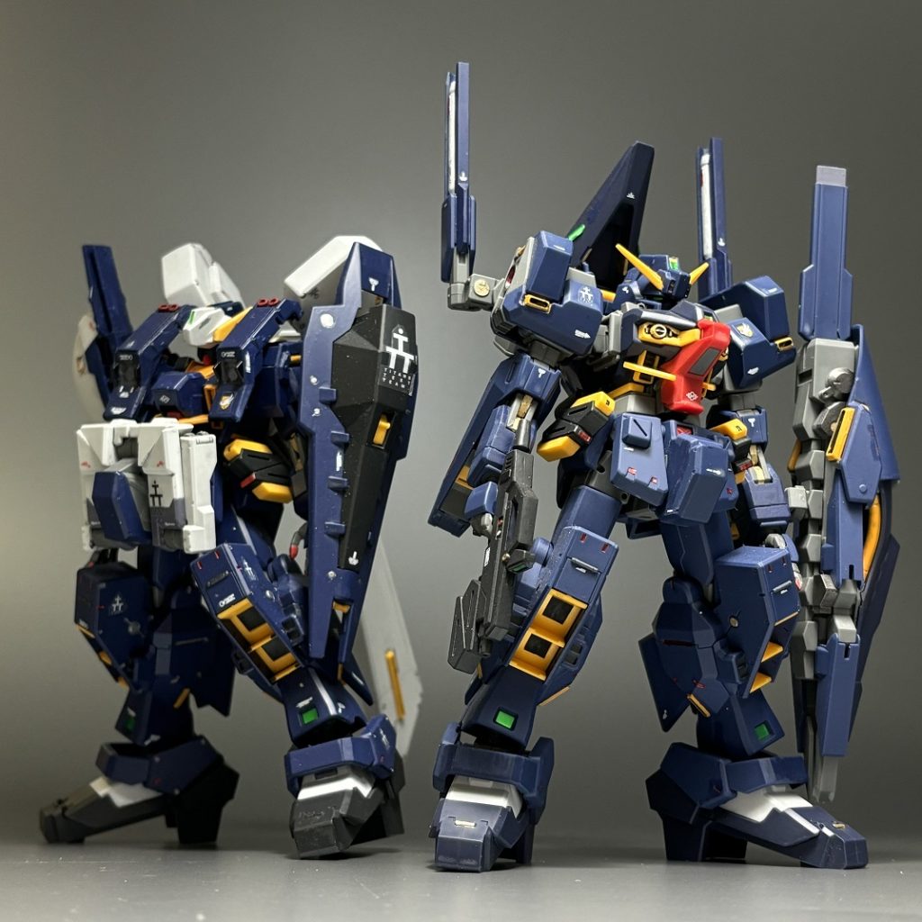 同じくティターンズカラーのアドバンスドヘイルズ、アウスラとパシャリ。ヘイズル・アウスラhttps://gumpla.jp/hg/1299770