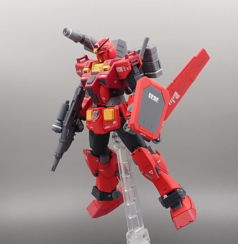 今回も作りましたIF最終決戦仕様。邪魔者扱いのフレームランチャーの変わりにネロのビームライフルとバックラーシールドを装備。