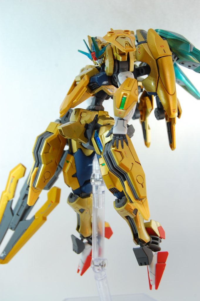 当初はビットオンフォームはオミットする予定でしたが、撮影中にモチベがあがってなんとか全ビット付けれるようにしました。 ブルーゴールドはコートする前に触ってはいけないのを知らず少し染み汚れが付いてしまいました。こちらはいかに楽をして作るかというより、ただの失敗ですね。ただ光沢コートで作ったこと自体が初めてだったので、金色下地にブルーメタリックを塗ったところなど思ったよりキレイにでき、光沢仕上げも面白いなと感じました。