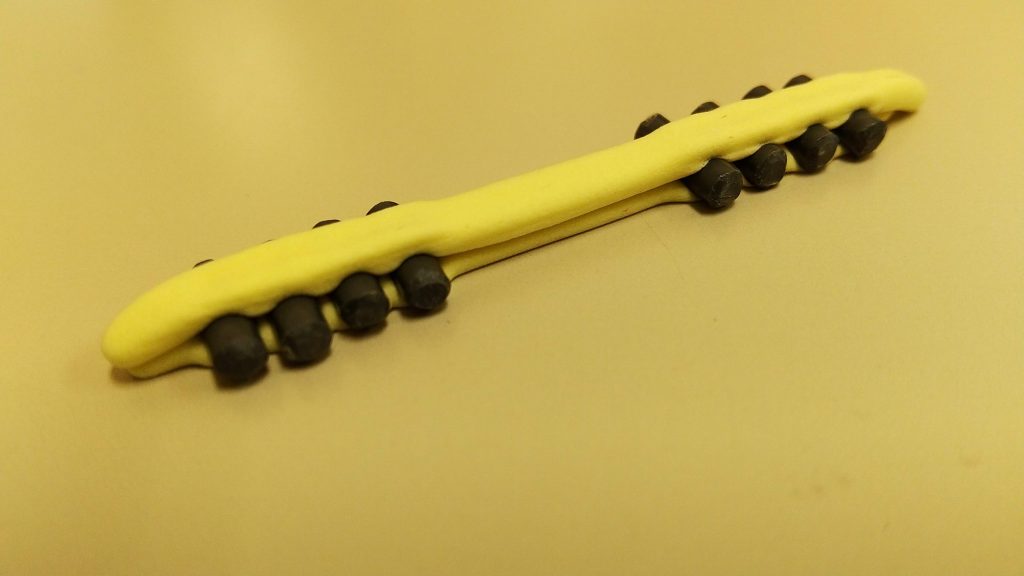 めんどうなミサイルラッチは、樹脂粘土で10分で作成できました。