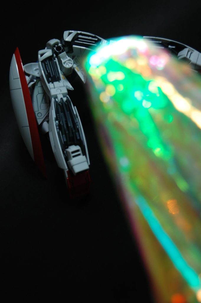 ちょっと緑色が強く出やすいので、どちらかというとターンエーよりターンXの月光蝶に近いかもしれません。