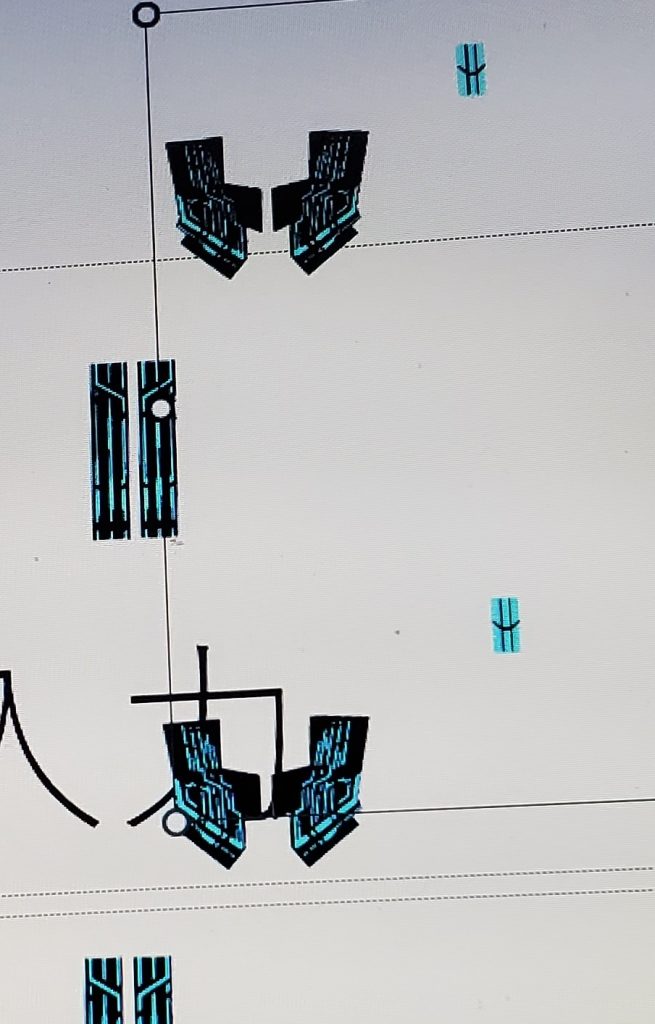 シェルユニットの青発光はシールをプリンターでスキャンして、パソコンの編集ソフトで色を変更、印刷して貼り付けました。