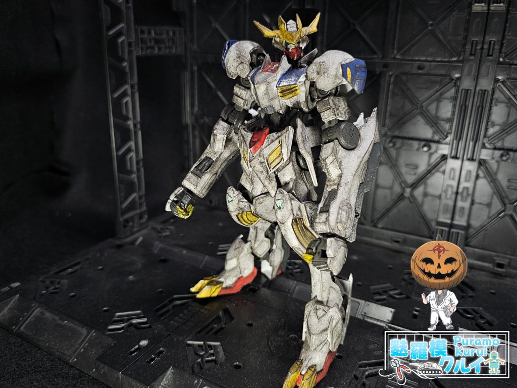 いつもの比較用。つや消し&ウェザリングの前と後です。