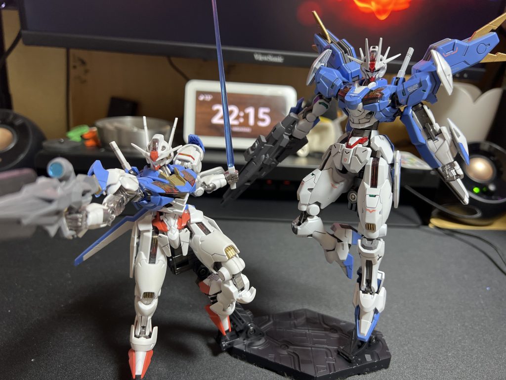 エアリアルと2ショット改修型の胴を2ミリ延長、股関節のパーツを逆さにして足延長(みなさんやってるのを真似ました)塗装剥げが恐ろしいのでポーズはこれだけです笑最後までご覧いただきありがとうございましたさ、次は何作ろうかな〜