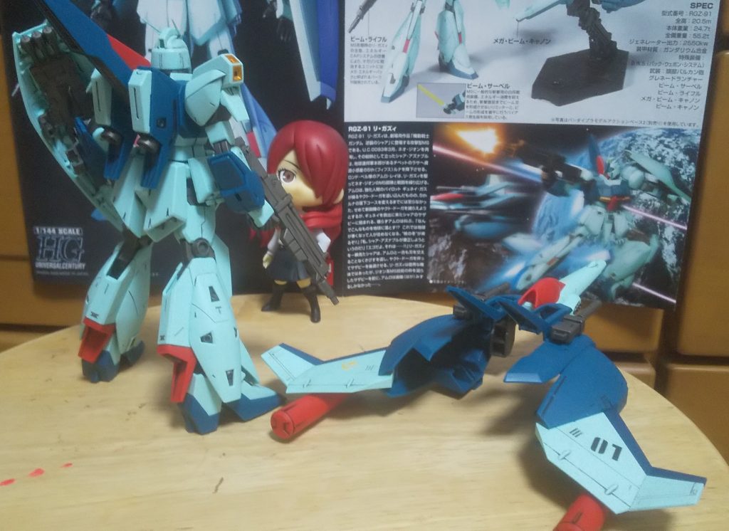 :あの男に叱られた…💦では後ろだ。すみ入れ、水転写逆襲のシャア連邦系D、部分塗装、つや消しだ。