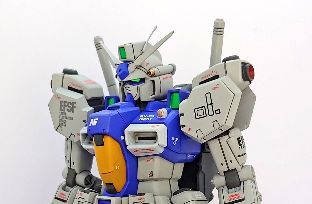 頭部やら肩アーマーやら色々とプロポーション改修に手を入れました。