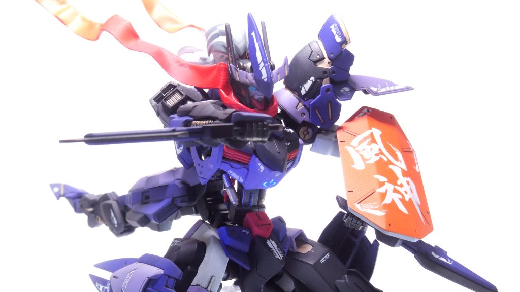 大きめの漢字デカールが外連味を出してくれました。漢字以外はすべてMYK DESIGNさんのGMデカールのみでデカールワークしています。