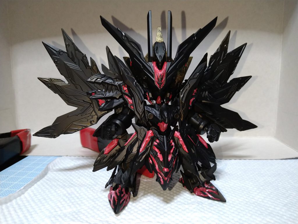 赤部分の色を入れました。(一部、金も入ってますが)リサーキュレーションカラーっぽいな~と思いました。コレはコレでカッコいい見た目かと。