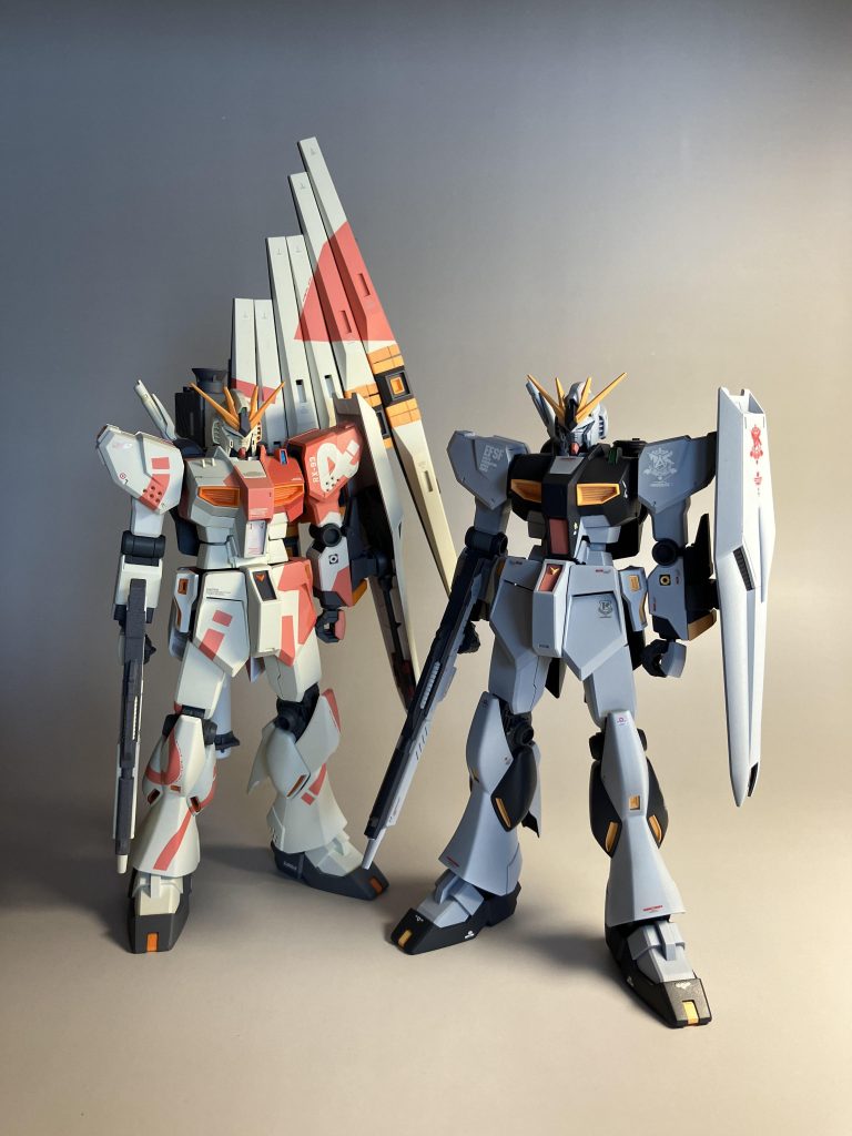 以前に製作した九龍νと。エントリーグレードは安価なので色々と冒険がしやすい事が好きです