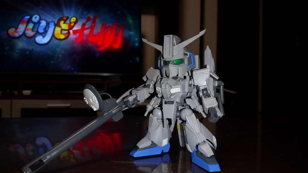 塗装直後です。デカールや墨入れがないとグレー単色なのでのっぺりします。