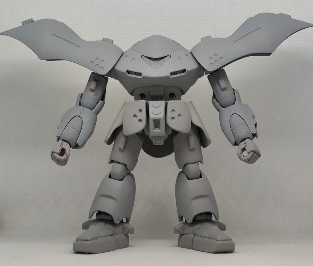 改修後、グレーサフ塗装(異形感というかハイゴッグ感がダウン・・・。)