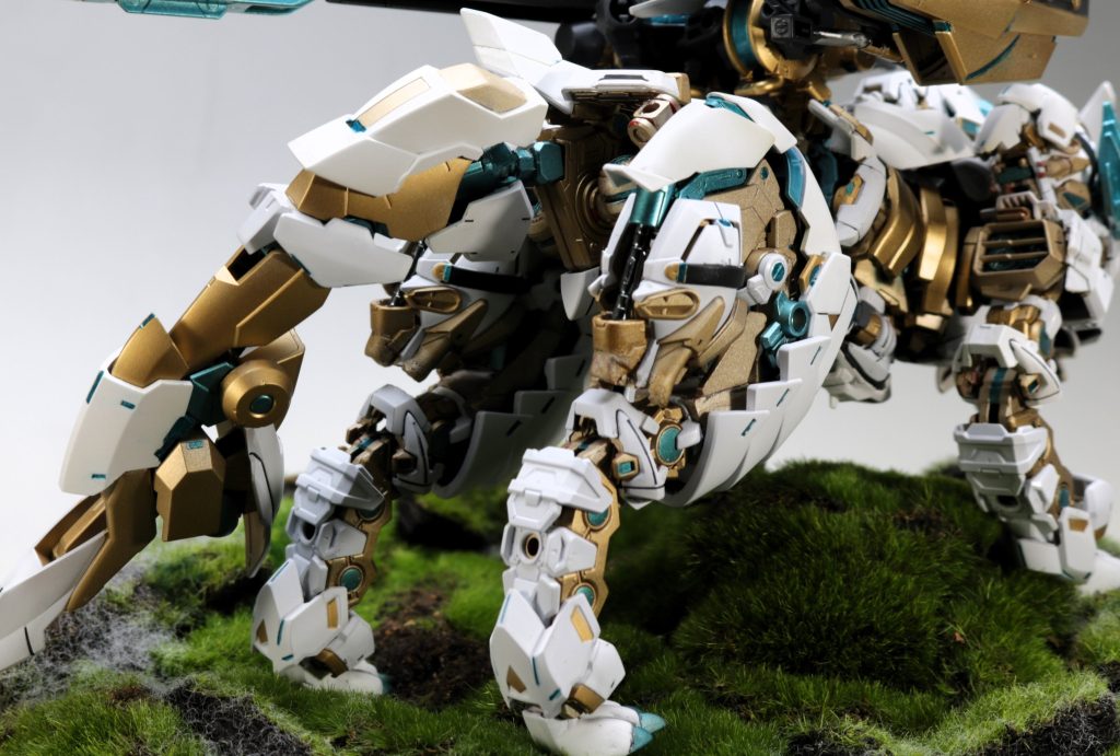 一番難しかった後ろ脚です。人じゃないので当然全然造形がちがいます犬のような筋肉質な後ろ脚にしました。