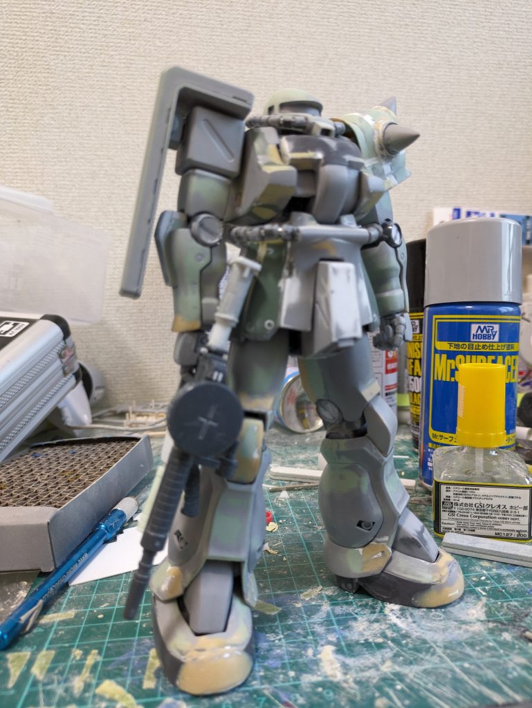 関節のマルイチ部分は設定とは変えて、あえての当時の長谷川氏の作例を参考にしております。