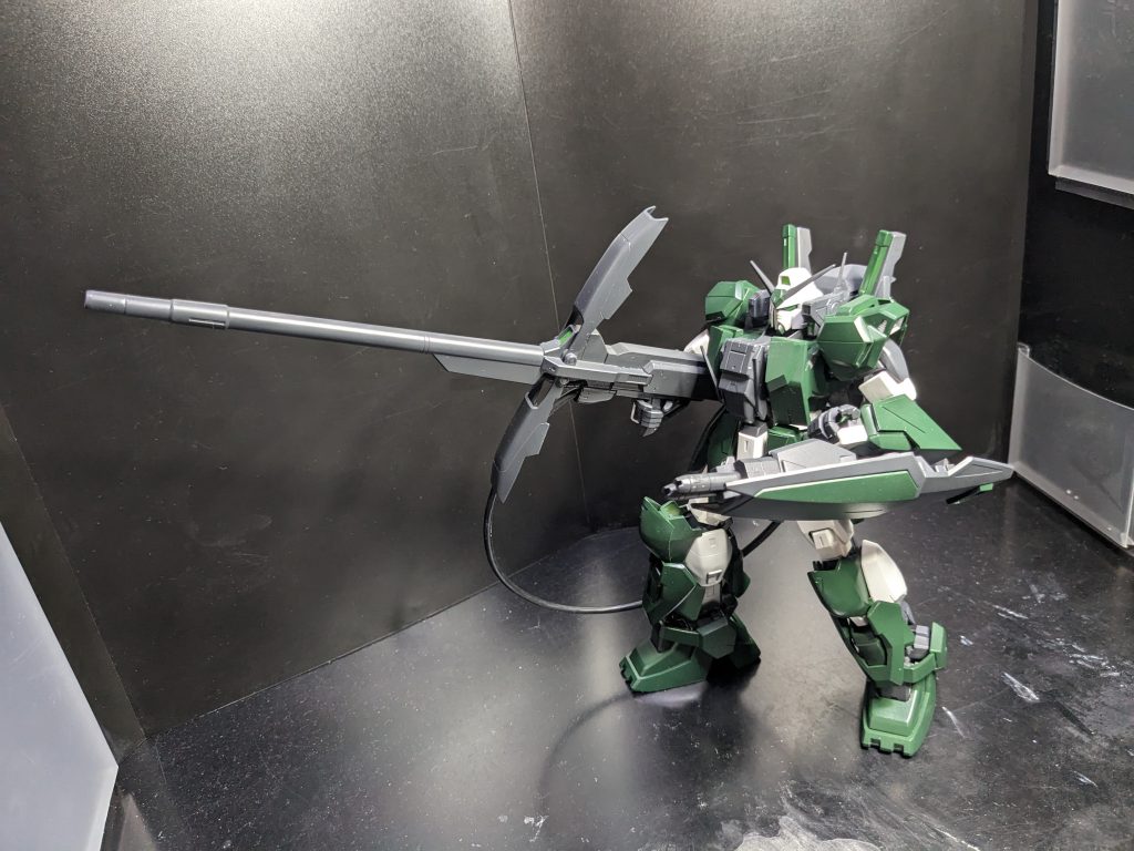 ロングライフルで遠距離から、敵を撃つ★