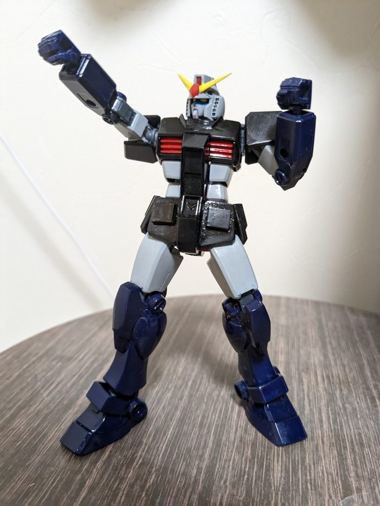 ロケットパンチ…そんなものはありません。我が家には、ガンプラをはじめ数々のロボや戦車にバイクに車、レシプロ戦闘機等が転がっているのですが、超合金には手を出してません。高いので😓