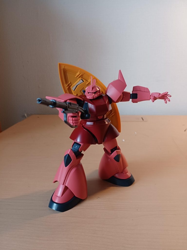 シャア「私の動きについてこられる機体だ...。」