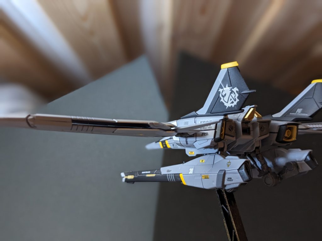 後姿もそれらしく…