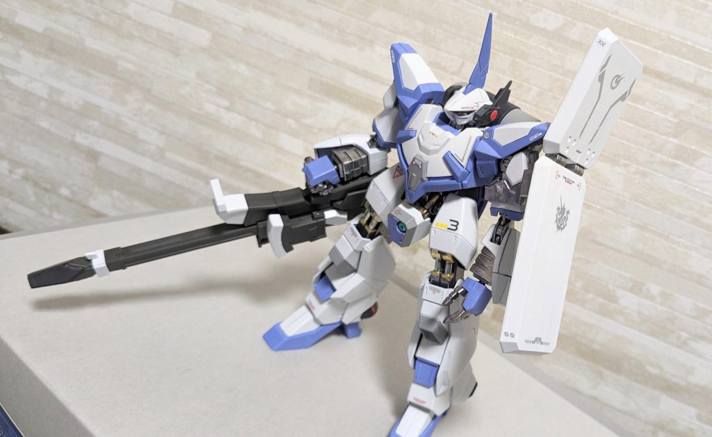 全体的なバランスでライフル関係はあれこれ試してヒュッケバインの武装に落ち着きました。