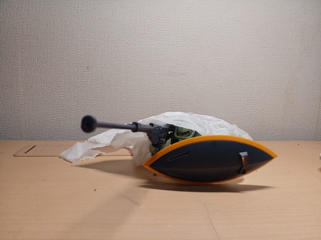 狙撃シーン。シェード「敵を補足した...。」ロックオンメイト「狙撃レディー...2!」2秒後...シェード「ターゲットの無力化成功。帰還する。」