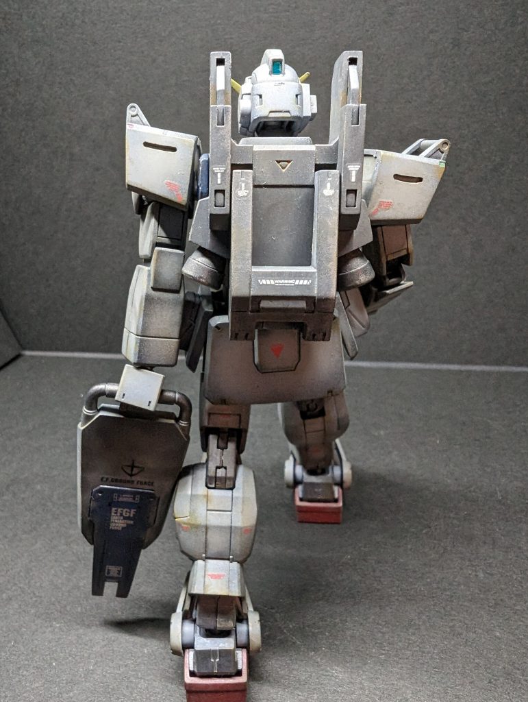 2話のシールド引き摺ってる奴も印象に残ってます。