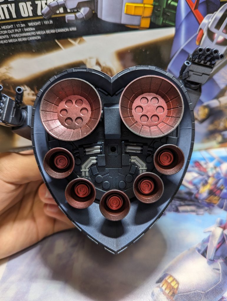 スラスター内はrg風にレッドで塗装勉強していつか焼き表現してみたいですね！