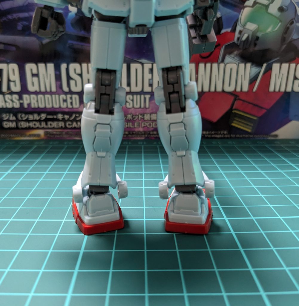 HG  ジム   （ショルダー・キャノン装備/ミサイルポッド装備）–3枚目/制作者：ワサビタルト