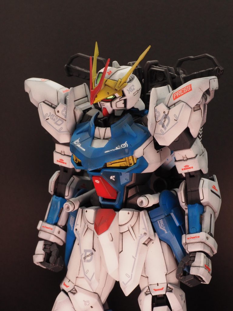 全体的にロービジに仕上げています。MGはグラデーションがやりやすいですね。