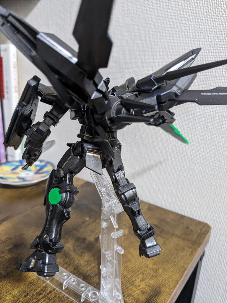 背面角度によっては所々吹きこぼした内側の部分が目立ちますね😢