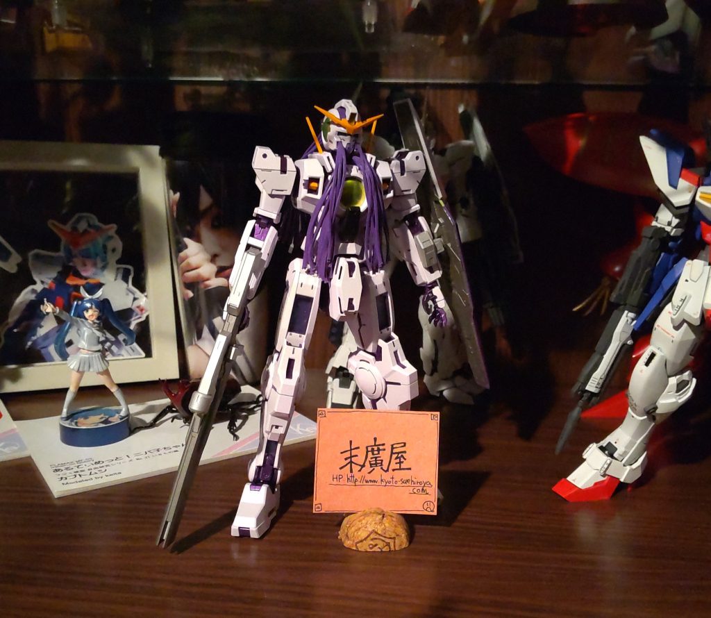 今回はいつものBARにお嫁入り🍸️今回もご覧頂きありがとうございます😊『いいね』『コメント』下さる方々に感謝🙏