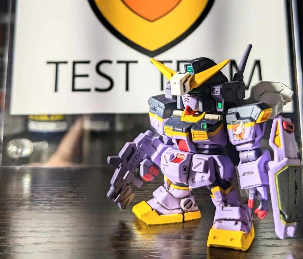 今回バルカンポッド有りきで始めた為、塗装後に頬から後頭部も塗り分けが在る事を思い出しました笑