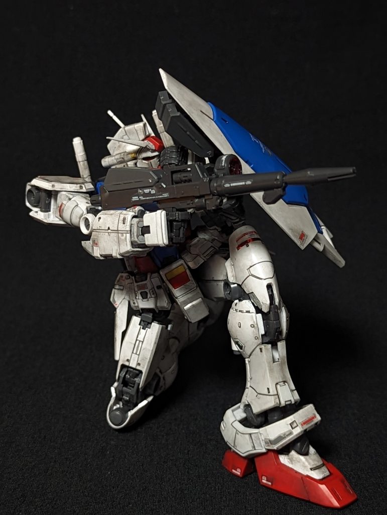 膝立ちしての射撃です。