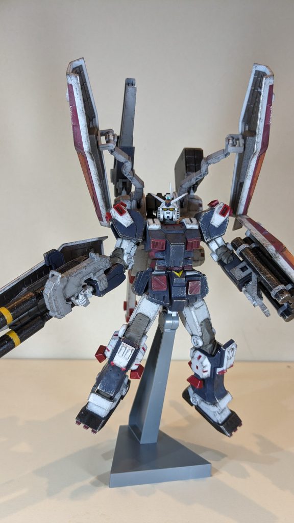 本来なら色々なポージングで撮影をするんですが…とりあえず完成しました、ということで報告となります(笑)実はサイコザクと一緒にジオラマ製作も進めてまして、コンテストの締切は今週末です🤣サンボルガンダム単体でじっくり撮影しているヒマがありません🤣そしてこのコンテスト、前回優勝してしまった故に、また優勝したいと思っています。プレッシャーもありつつ二度とマグレは起きないという気持ちもあり、なんだか複雑ですが、今が一番模型を楽しめているとも言えるでしょう!最後までご閲覧いただき、ありがとうございました(*^O^*)「俺は魅入られたのさ…戦場で輝くガンプラって魔物に!」