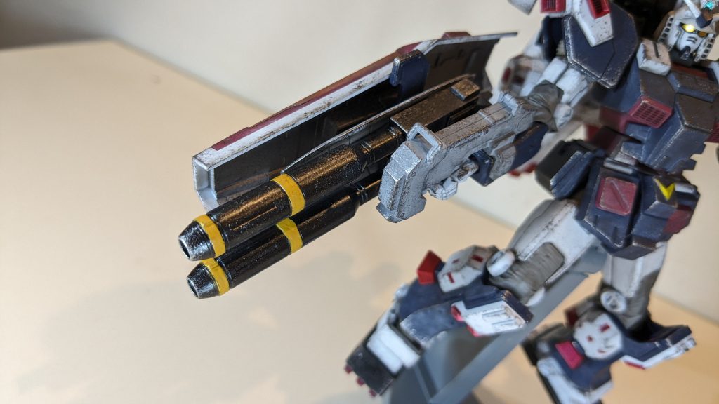 難関の黄色いラインはシタデルカラーを筆塗り。これ、隠蔽力が強くてとても良いです。二度塗りでこの発色、ムラの無さ!高いだけある✨