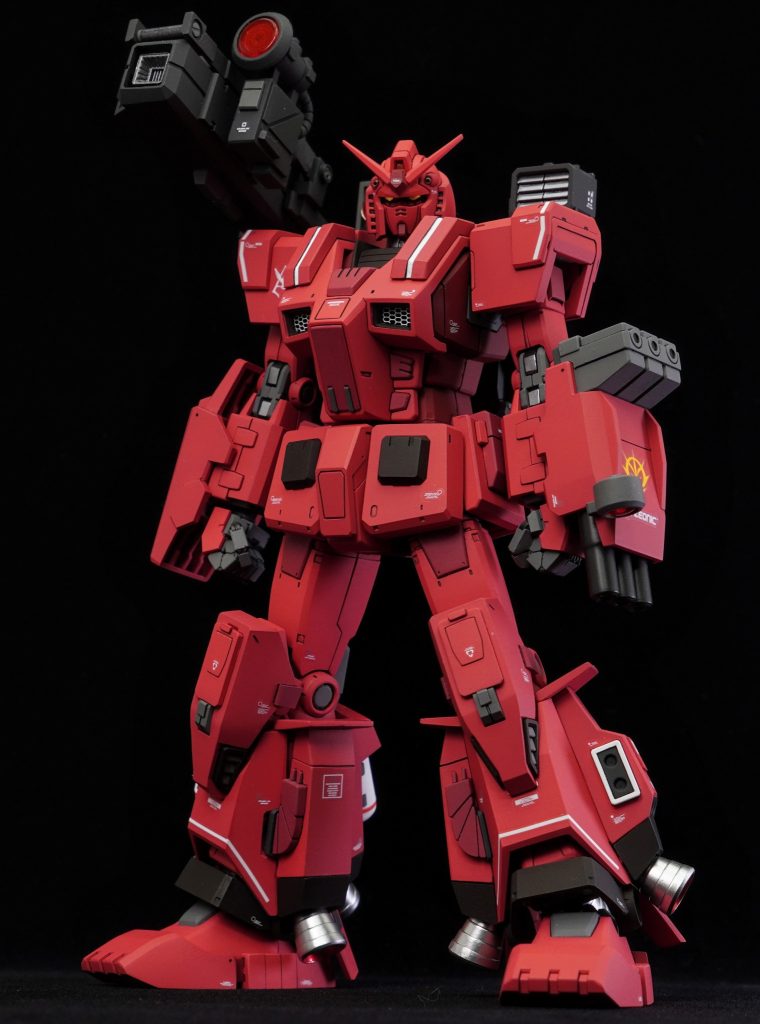 正面です。どっしりしたプロポーションにしたかったので、今回は足の延長などの工作はしておりません💡