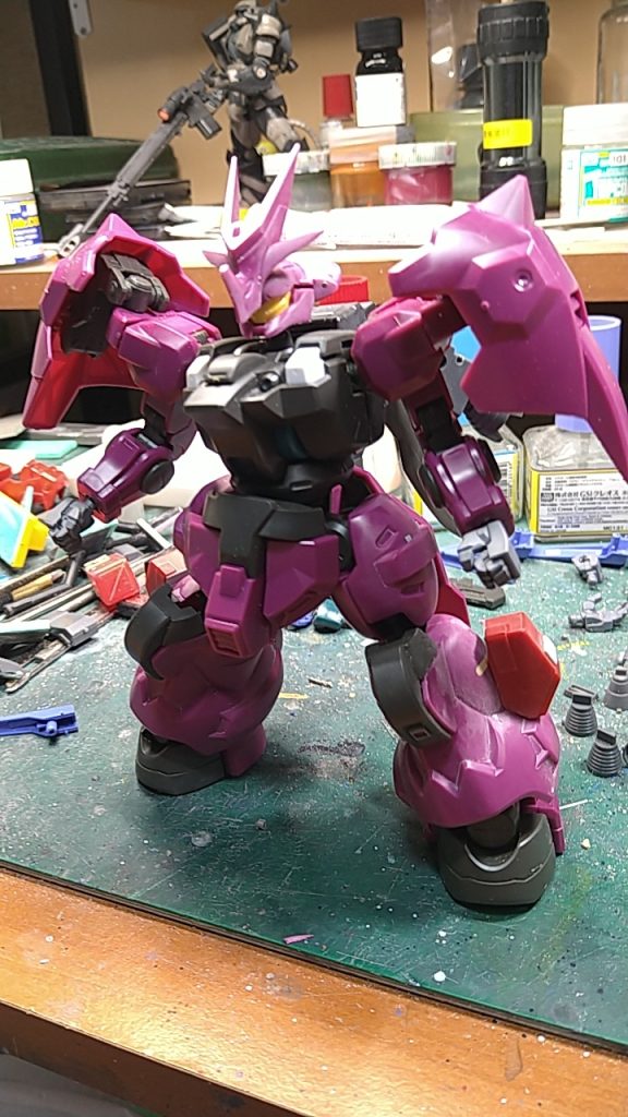 余りパーツを付けてみて検討中。