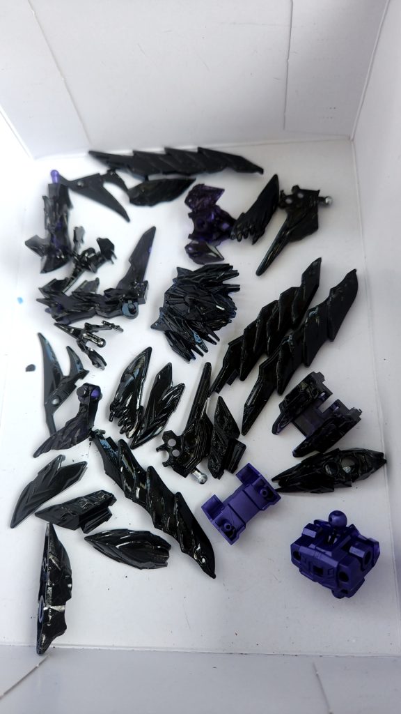 全て部品を黒に塗り