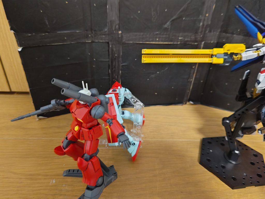 ドォォォォォォォンガンキャノン「何だ!」