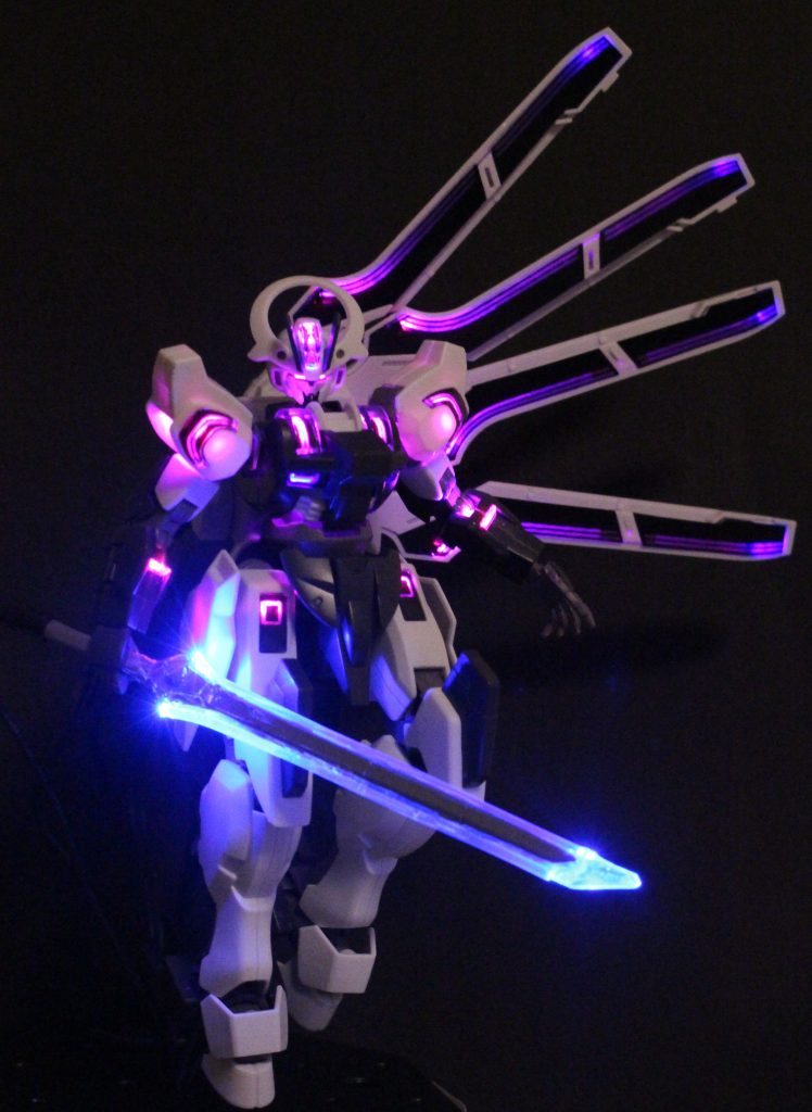 ライティング調整…少しお部屋を暗くしてみました