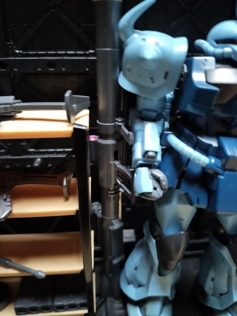 ザクマシンガンが行けるならザクバズーカも行けるかな?🤔