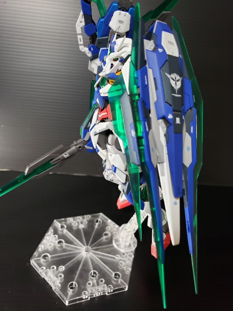 MG ダブルオークアンタフルセイバー–4枚目/制作者：Singori